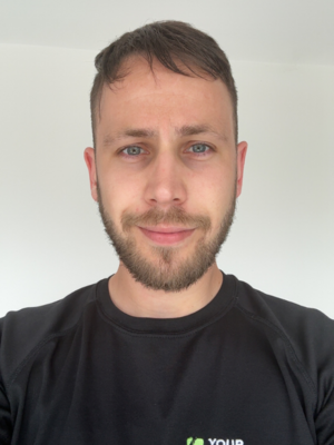 Adam Lelliott